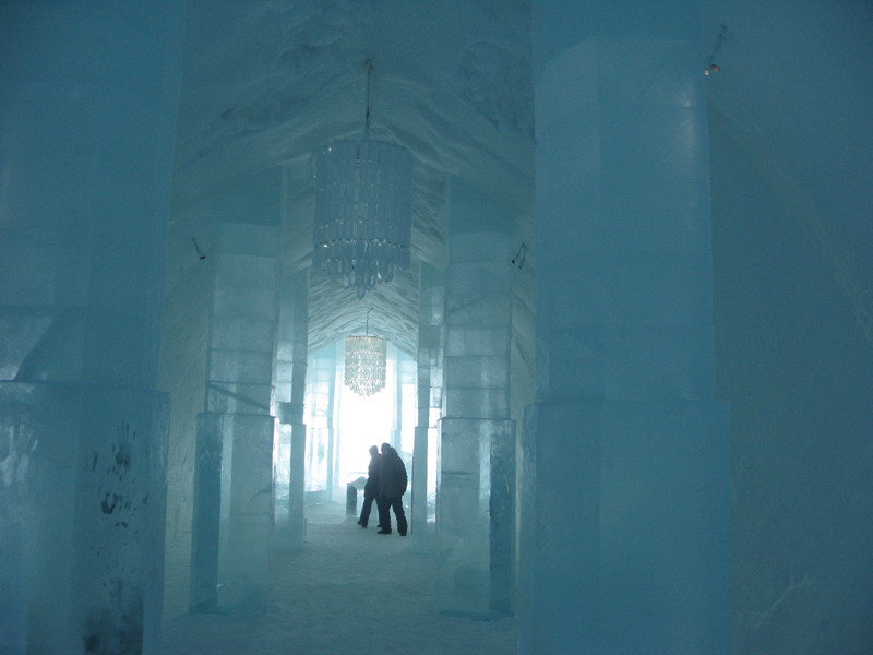 в ice отеле в ice отеле