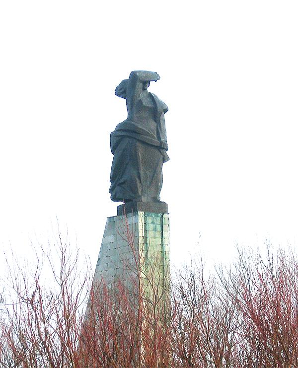 памятник морякам и рыбакам в Лиепая