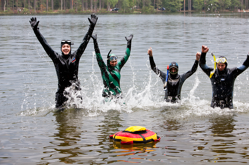 Курсы фридайвинга на озере Комонь Курсы фридайвинга на озере Комонь
