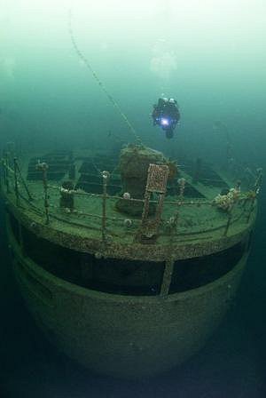 7076b