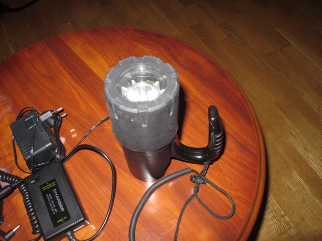 Фонарь 12W HID 3 Фонарь 12W HID 3