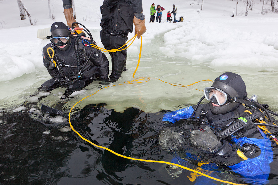 Цвелодубово: подлёдная нырялка и волейбол. 04-06.02.11 Цвелодубово: подлёдная нырялка и волейбол. 04-06.02.11