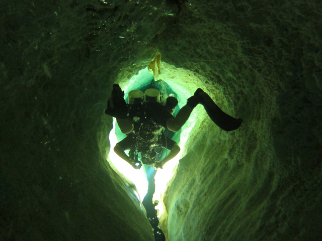 Divers do it deeper!