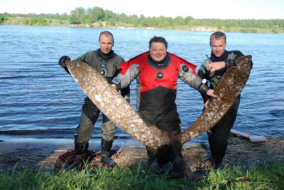 Очистка водоемов.