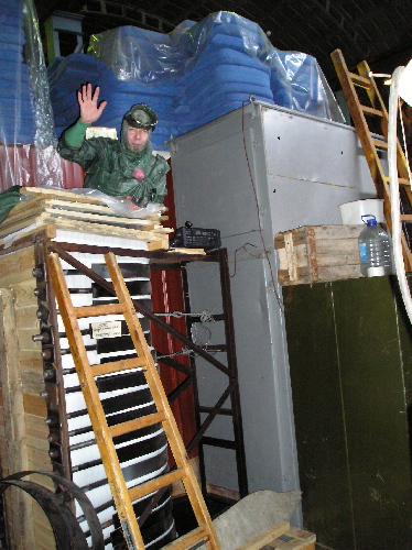 водоёмчик в ангаре водоёмчик в ангаре