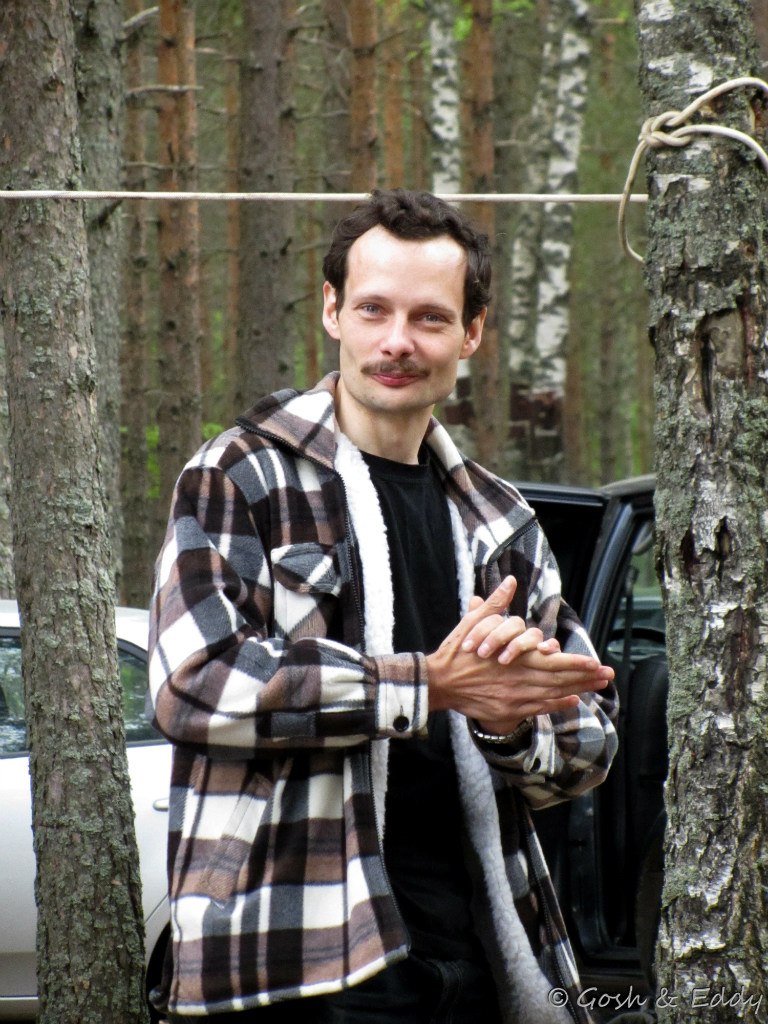 з9з