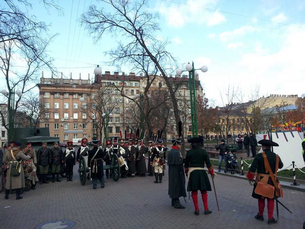 Реконструкция "Три эпохи Преображенского полка" Реконструкция "Три эпохи Преображенского полка"