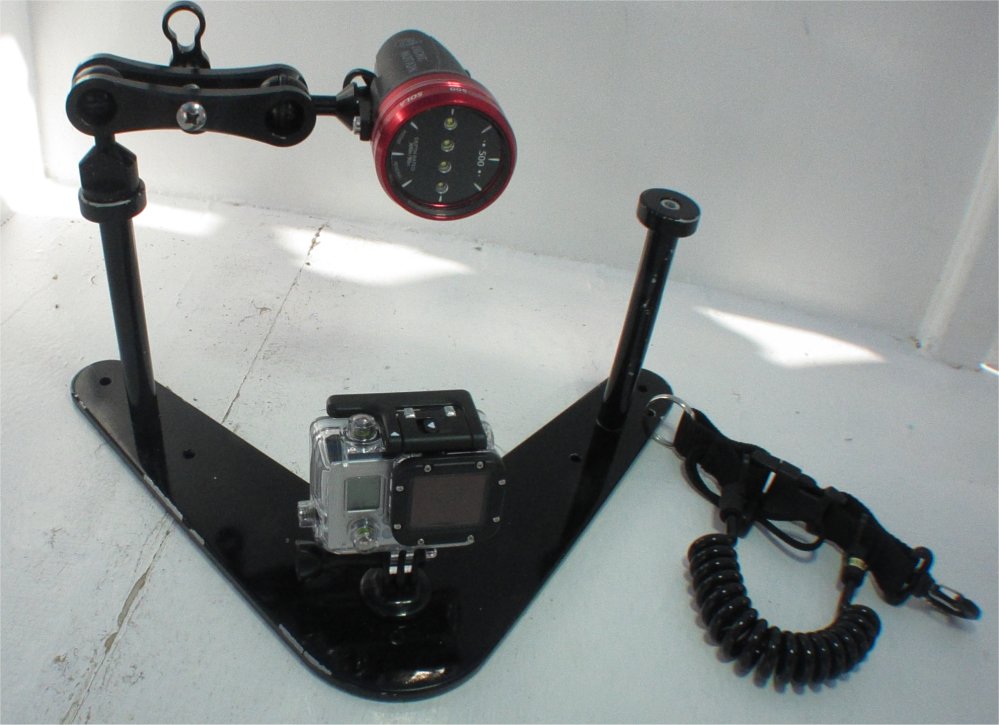 Гоу-Про с 500 люменным светом Гоу-Про с 500 люменным светом