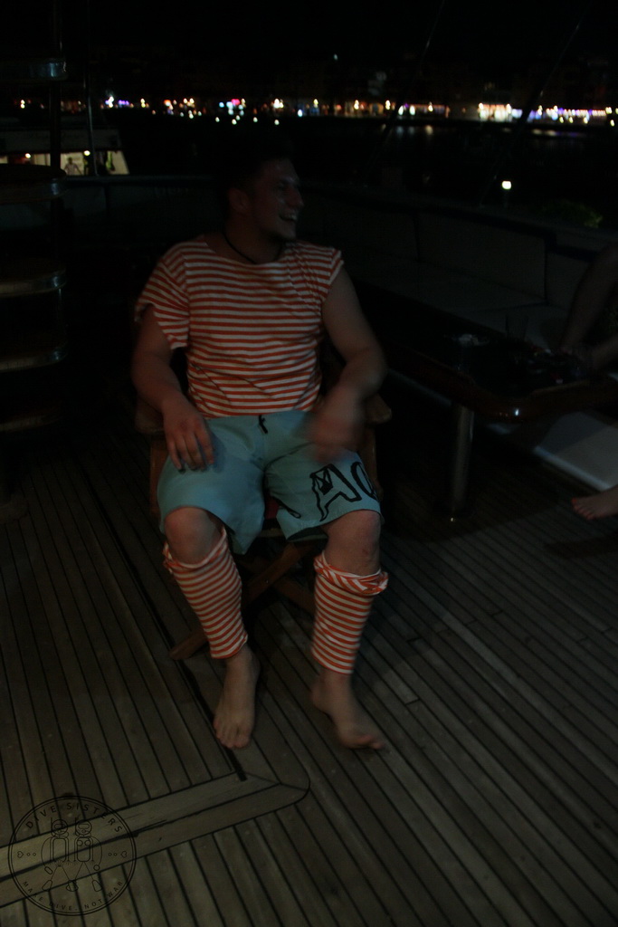 Сафари на Sea Serpent в июле 2013. Бразерсы, Дедалус, Эльфинстоун Сафари на Sea Serpent в июле 2013. Бразерсы, Дедалус, Эльфинстоун