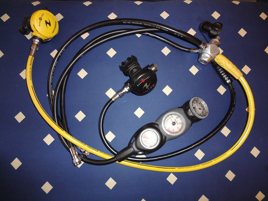 Регулятор AquaLung Titan Регулятор AquaLung Titan