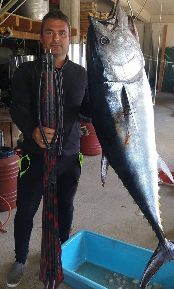 Костадин Канавров b Костадин Канавров b