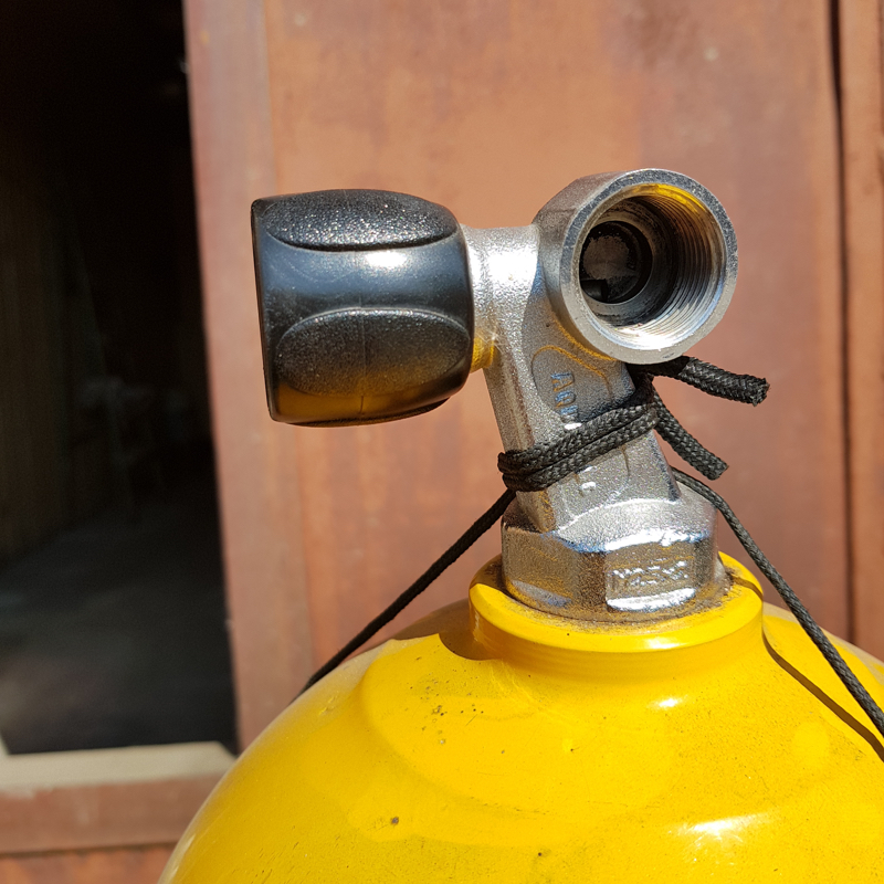 Tank 15L