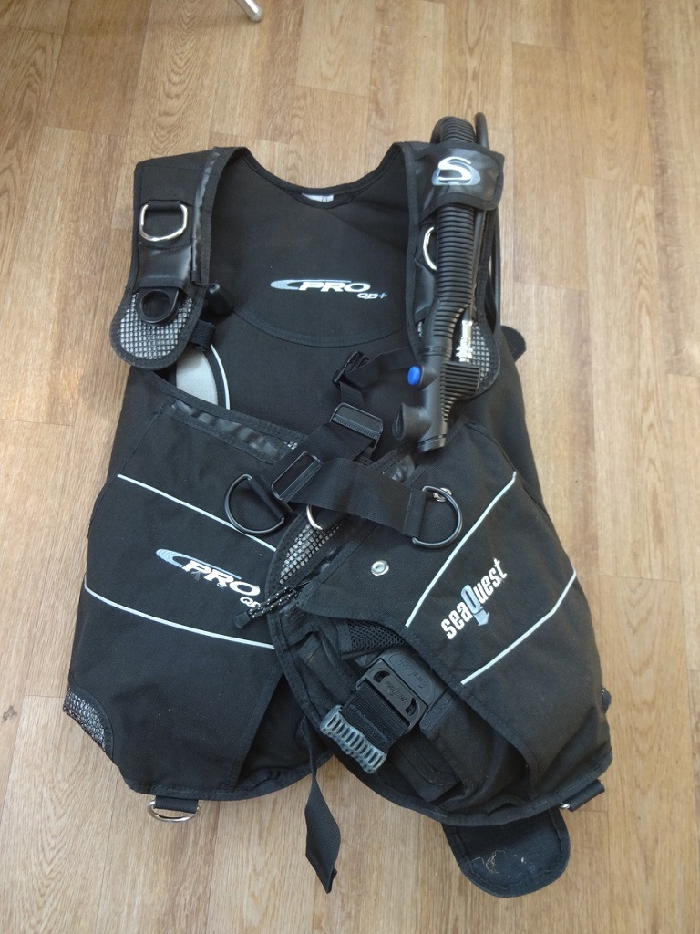 Компенсатор плавучести SeaQuest Pro Компенсатор плавучести SeaQuest Pro