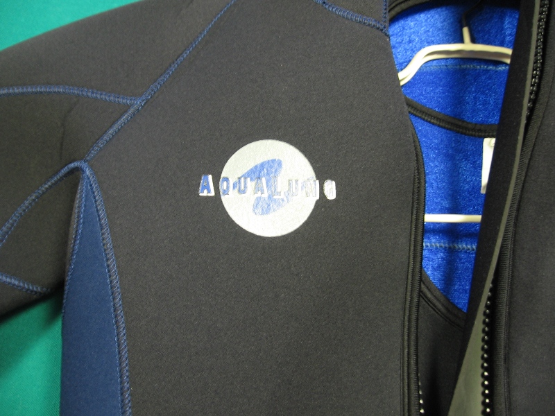 Гидрокостюм AQUALUNG Baleares 5.5 мм размер 4 и 5 Гидрокостюм AQUALUNG Baleares 5.5 мм размер 4 и 5