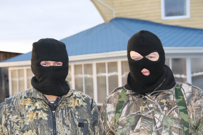 Маски шоу в Чкаловском. Маски шоу в Чкаловском.