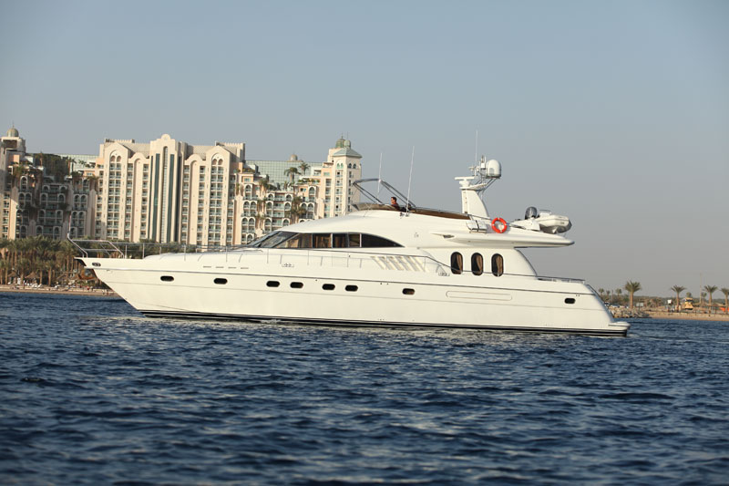 Катер в Эйлате (Израиль) Катер в Эйлате (Израиль)