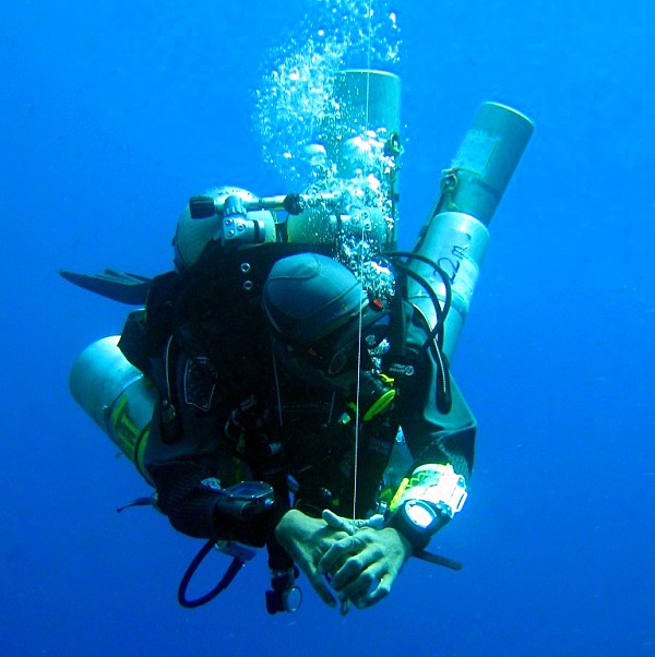 Техно. Деко-стоп.