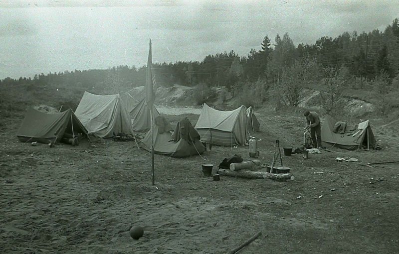 Малукса 25.04.91г. Подготовка к забивке Малукса 25.04.91г. Подготовка к забивке