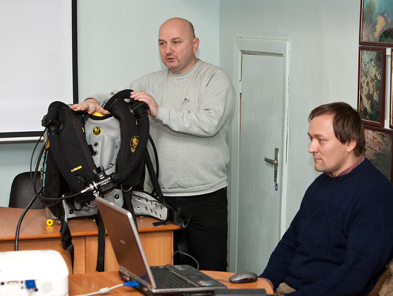 Демонстрация CCR Discovery Cis-Lunar Mark VI Демонстрация CCR Discovery Cis-Lunar Mark VI