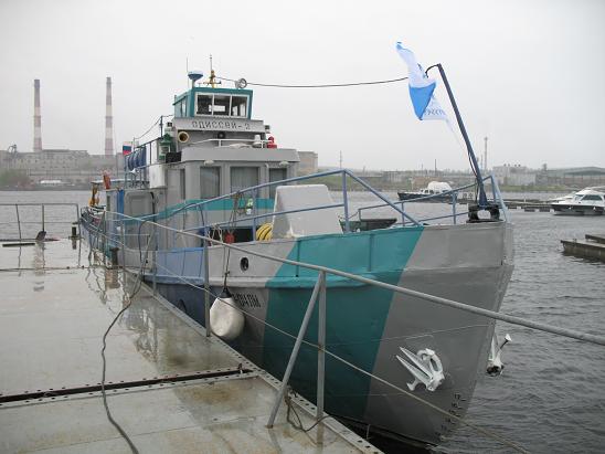 Одиссей-2 у причала в яхт-клубе "Лагуна" Одиссей-2 у причала в яхт-клубе "Лагуна"