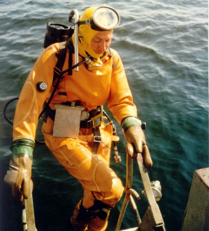 Елусабмарин. Елусабмарин.