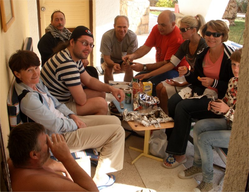 У штаб-квартиры Шефа У штаб-квартиры Шефа