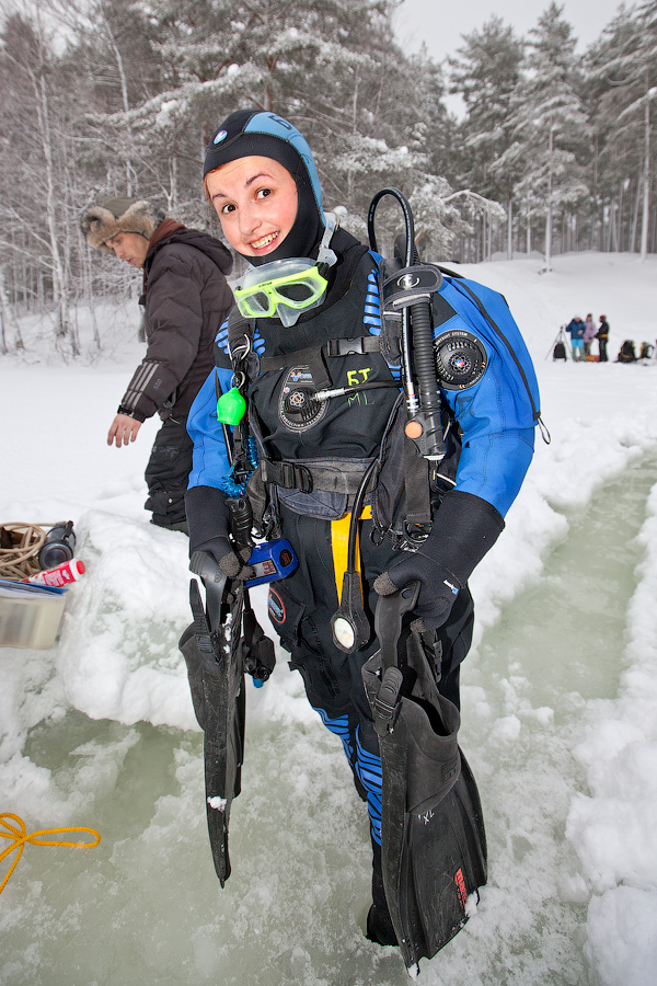 Цвелодубово: подлёдная нырялка и волейбол. 04-06.02.11 Цвелодубово: подлёдная нырялка и волейбол. 04-06.02.11