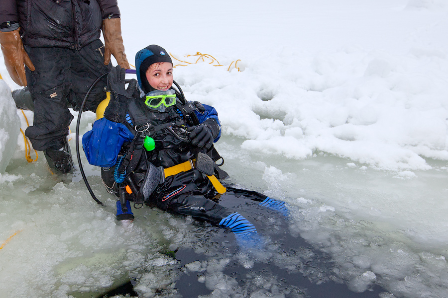 Цвелодубово: подлёдная нырялка и волейбол. 04-06.02.11 Цвелодубово: подлёдная нырялка и волейбол. 04-06.02.11