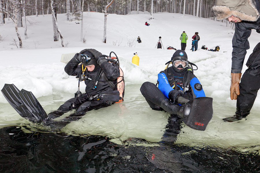 Цвелодубово: подлёдная нырялка и волейбол. 04-06.02.11 Цвелодубово: подлёдная нырялка и волейбол. 04-06.02.11