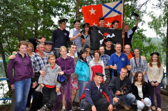 Веселая компания хороших друзей Веселая компания хороших друзей