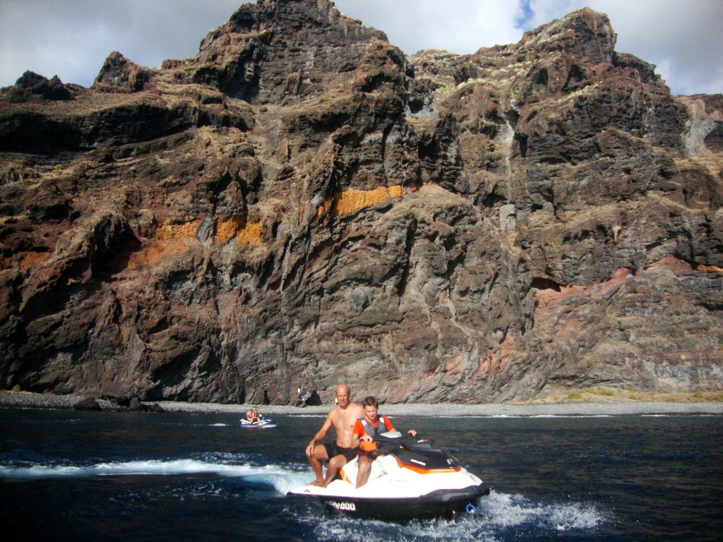 Отдых у скал Лос Хигантес Отдых у скал Лос Хигантес