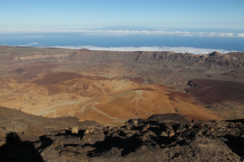 Кальдера Тейде. Внизу Монтанья Бланка Кальдера Тейде. Внизу Монтанья Бланка