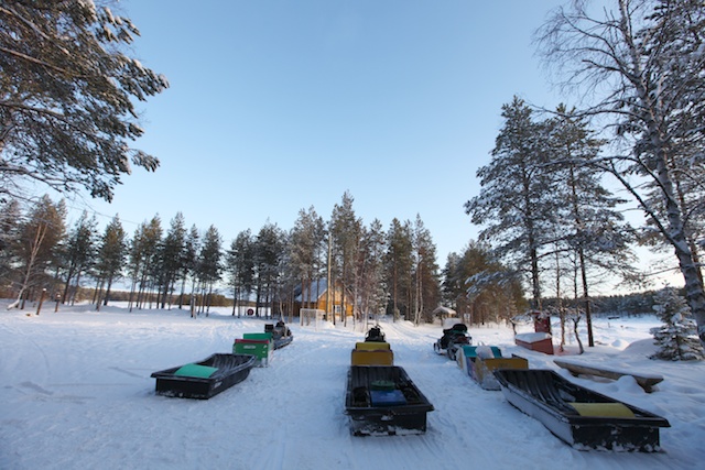 Белое. д-ц "Полярный круг" Белое. д-ц "Полярный круг"