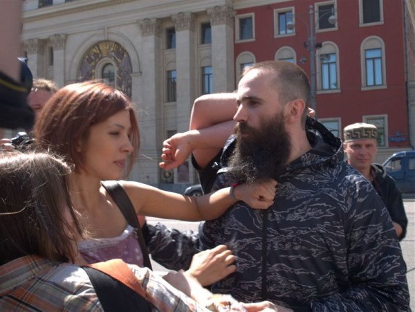 Пусси 2 (гейпарад) Пусси 2 (гейпарад)