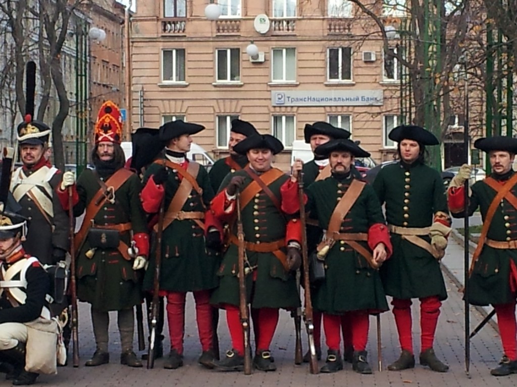 Реконструкция "Три эпохи Преображенского полка" Реконструкция "Три эпохи Преображенского полка"