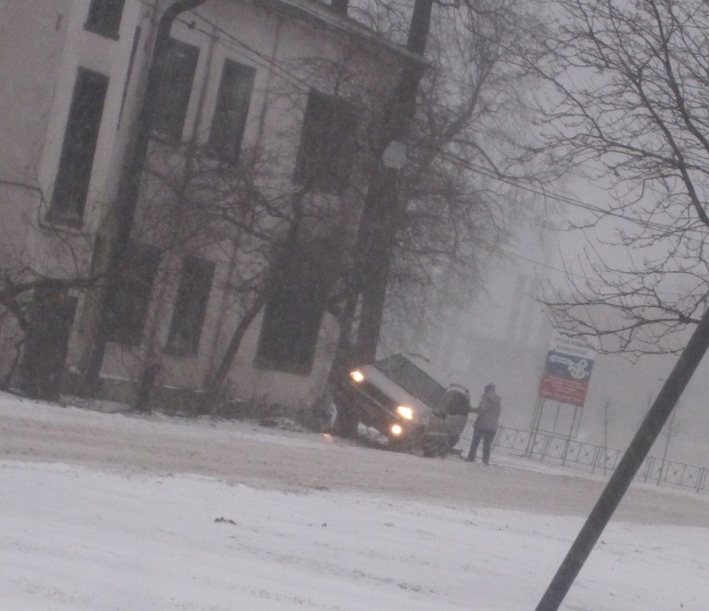 Тараписсса нэ нада! Тараписсса нэ нада!