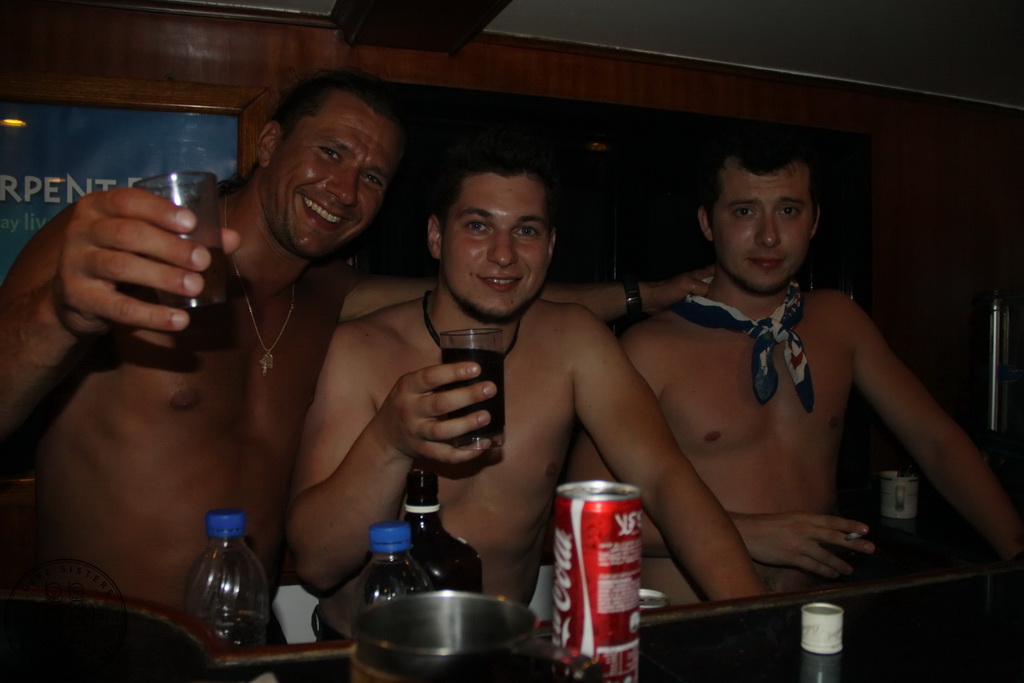 Сафари на Sea Serpent в июле 2013. Бразерсы, Дедалус, Эльфинстоун Сафари на Sea Serpent в июле 2013. Бразерсы, Дедалус, Эльфинстоун