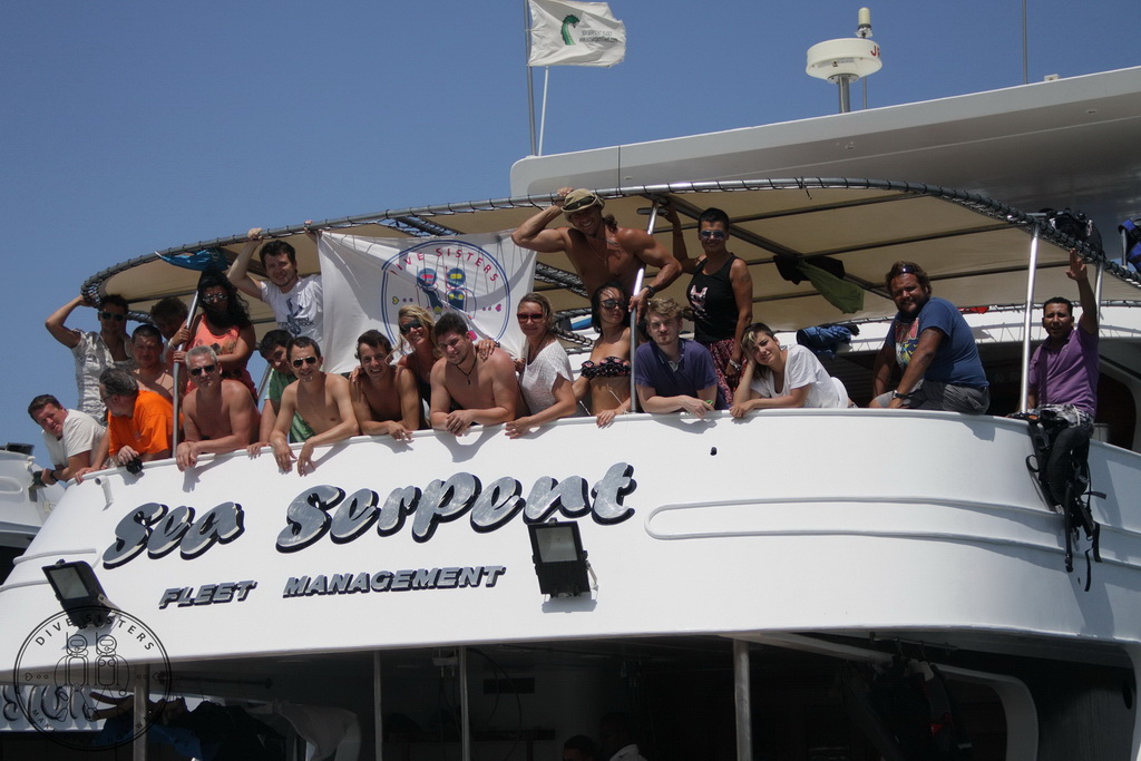 Сафари на Sea Serpent в июле 2013. Бразерсы, Дедалус, Эльфинстоун Сафари на Sea Serpent в июле 2013. Бразерсы, Дедалус, Эльфинстоун