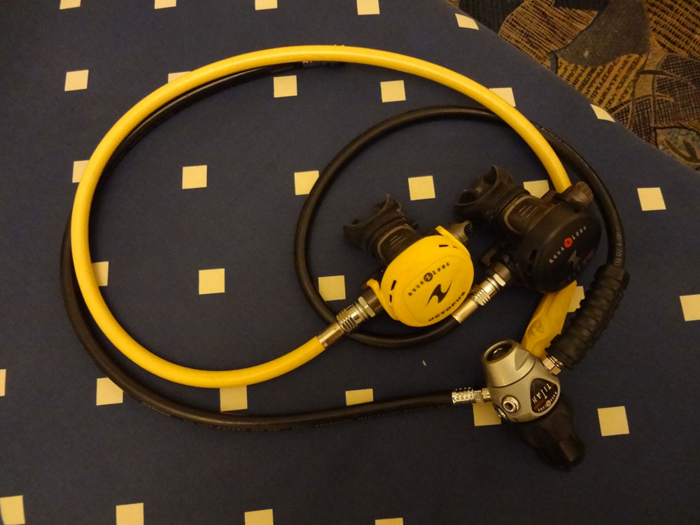 Регулятор AquaLung Titan Регулятор AquaLung Titan