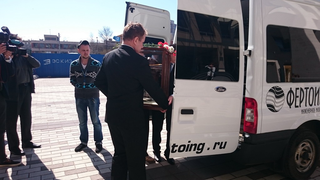 30.04.2015 30.04.2015