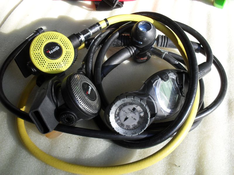 Паук с регулятором Mares V16 + Suunto Kobra Паук с регулятором Mares V16 + Suunto Kobra