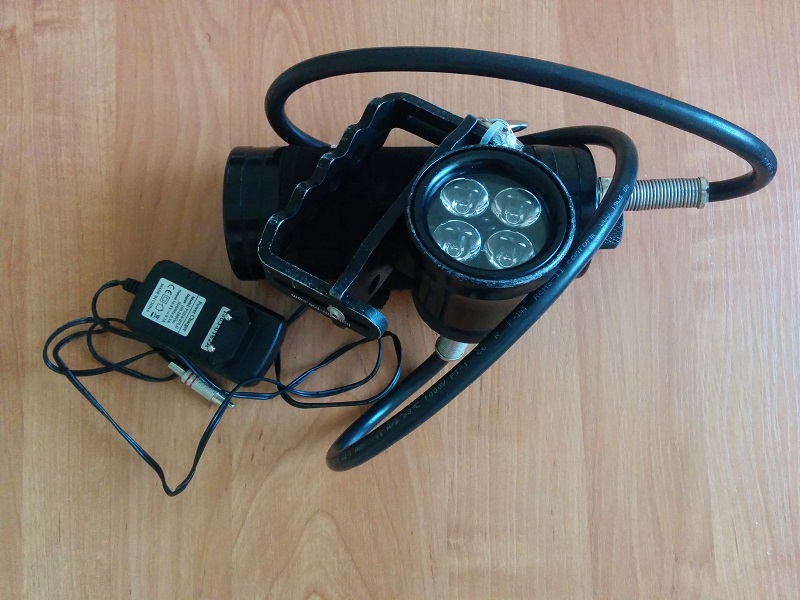 Продам фонарь LightForMe 4Tec 1200 lumen Продам фонарь LightForMe 4Tec 1200 lumen