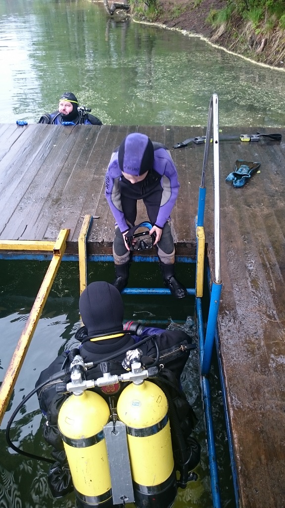 среднего макаю среднего макаю