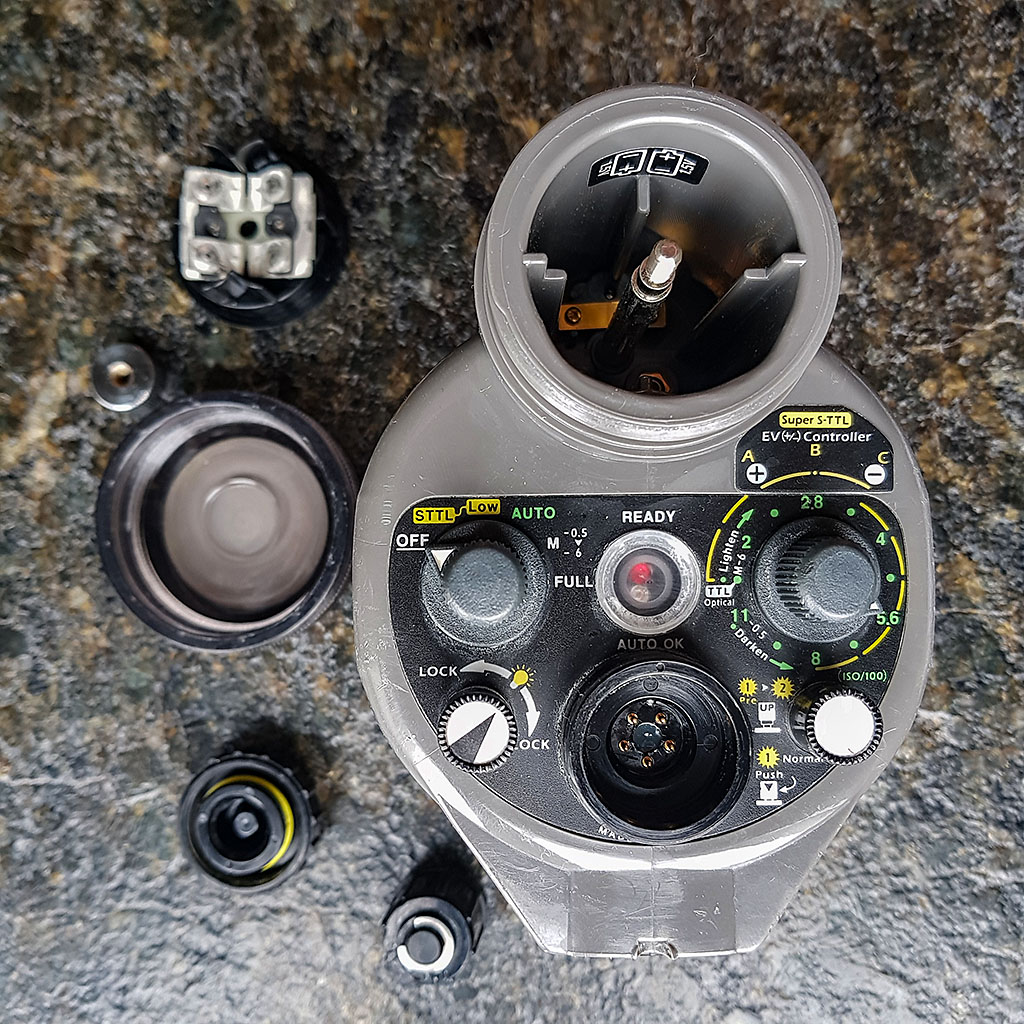 Вспышка Inon Z-240 Вспышка Inon Z-240