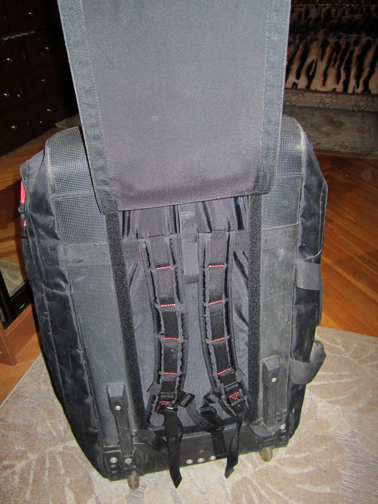 сумка на колесах AQUALUNG сумка на колесах AQUALUNG