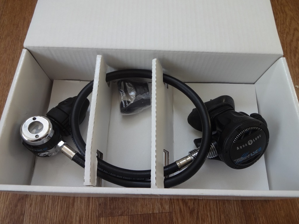 Регулятор AQUALUNG TITAN LX SUPREME DIN Регулятор AQUALUNG TITAN LX SUPREME DIN