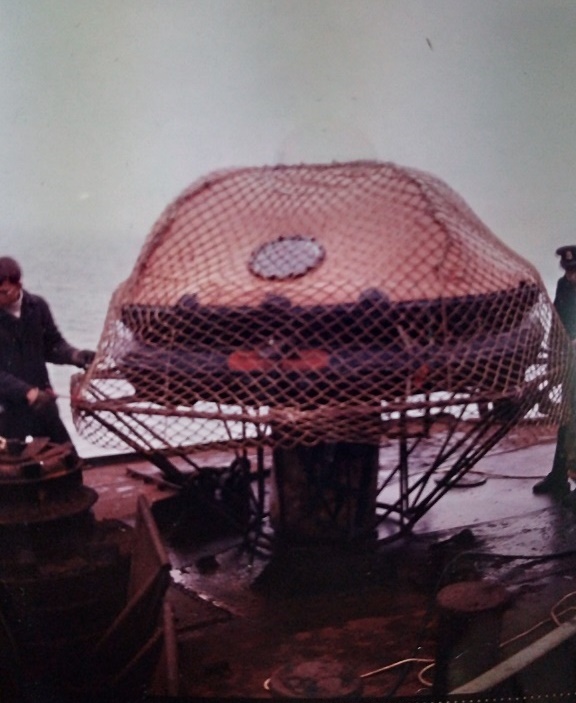 Подводная палатка на Белом море Подводная палатка на Белом море