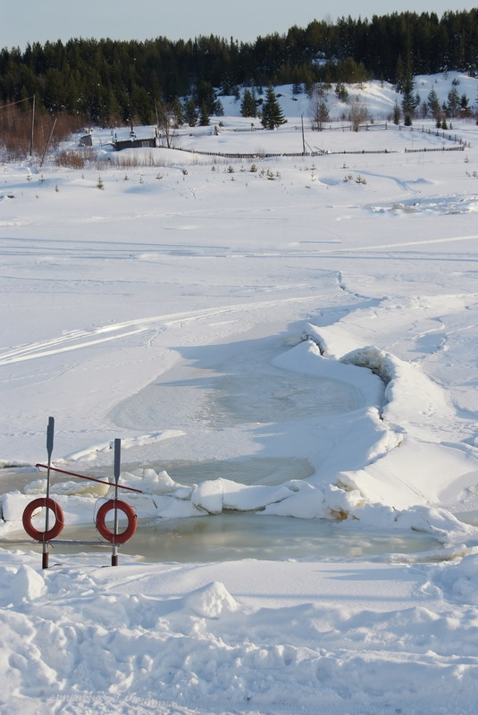 Белое море. Март 2009 г. (фото М.Ведехина). Белое море. Март 2009 г. (фото М.Ведехина).