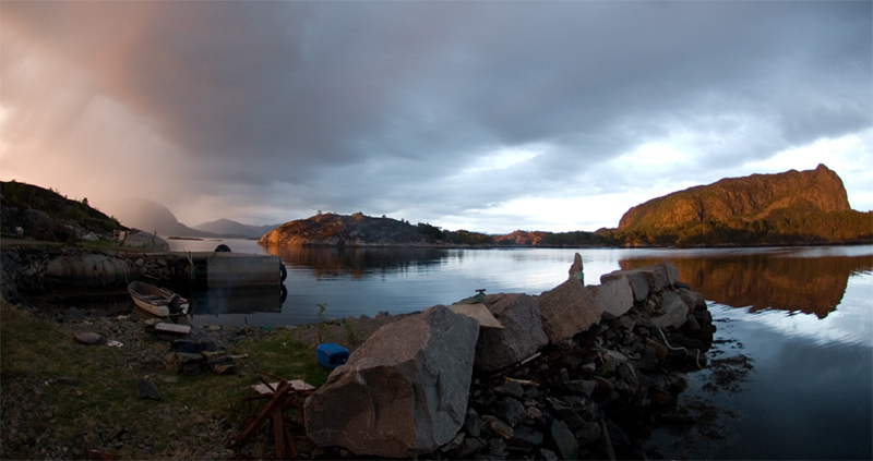 Один из островов Норвегии Один из островов Норвегии