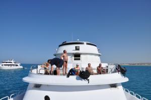 наблюдающие за фотосессией=)) наблюдающие за фотосессией=))